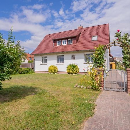 Ferienhaus "Seeadler" In Rankwitz Am Peenestrom Luaran gambar