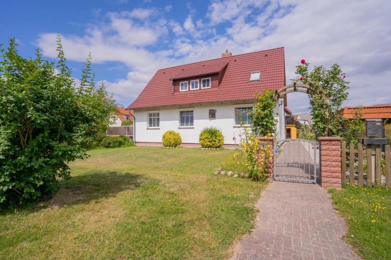 Ferienhaus "Seeadler" In Rankwitz Am Peenestrom Luaran gambar