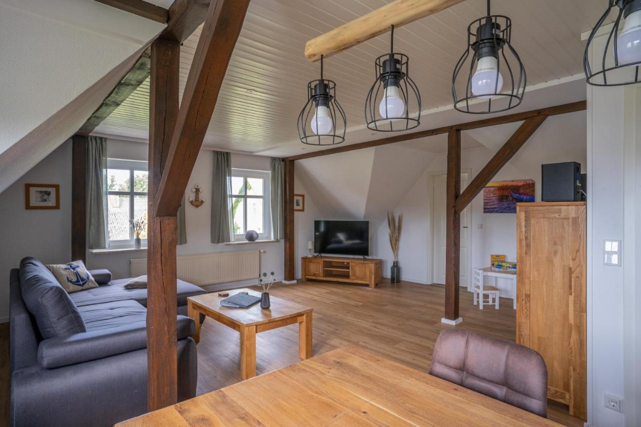 Ferienhaus "Seeadler" In Rankwitz Am Peenestrom Luaran gambar